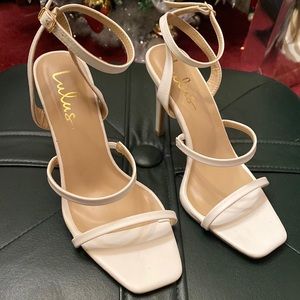 Lulus heels